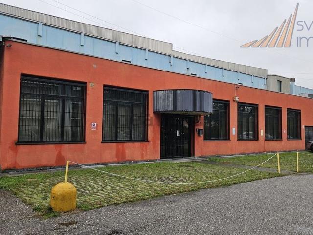 Capannone in affitto a Moncucco, Brugherio