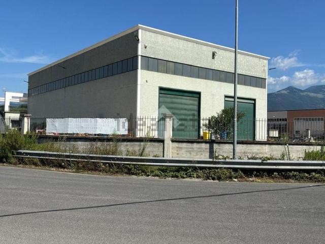 Capannone in affitto a Isola Del Liri E Superiore, Lazio