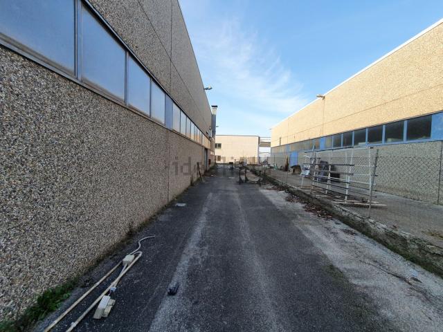 Capannone in affitto a Unione di comuni Valmarecchia, Santarcangelo Di