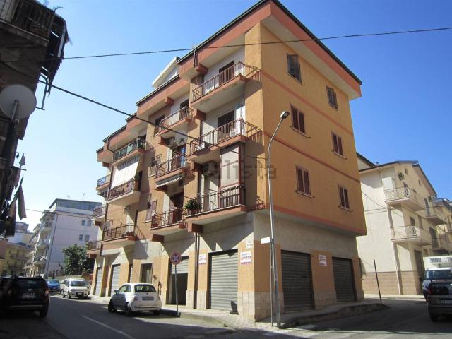 Capannone in affitto a Corigliano-Rossano, Calabria