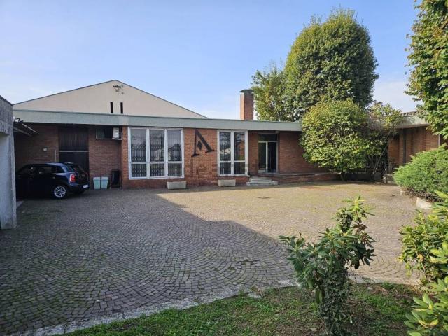 Capannone in affitto a San Macario, Samarate