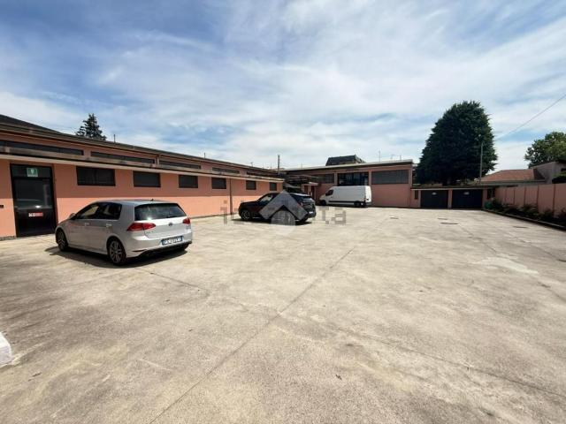 Capannone in affitto a Ex Autobianchi, Desio