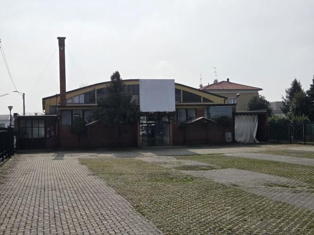 Capannone in affitto a Gerbone, Olgiate Olona