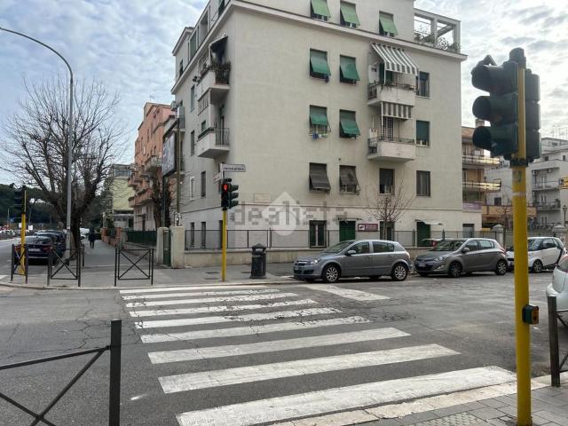 Capannone in affitto a Municipio Roma VII, Roma Capitale