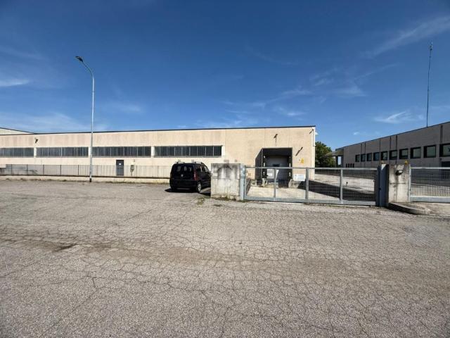 Capannone in affitto a Guidizzolo, Lombardia