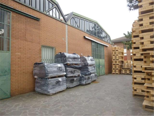 Capannone in affitto a Unione di Comuni della Romagna Forlivese, Quattro