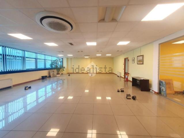 Capannone in affitto a Camin, Padova