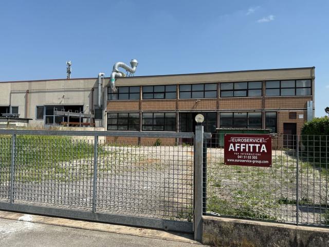 Capannone in affitto a Mirano, Veneto