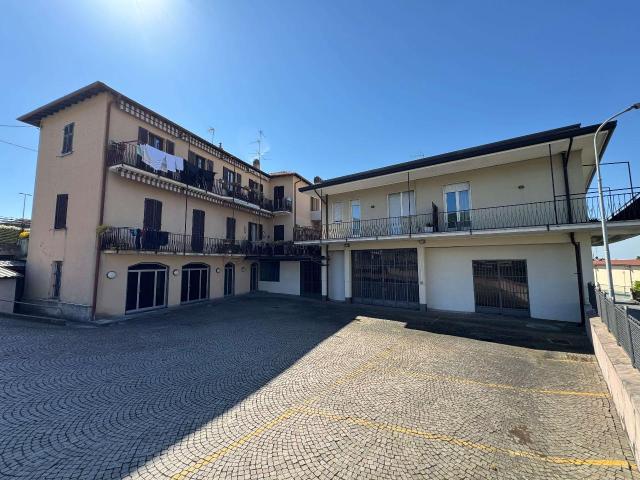 Capannone in vendita a Albavilla, Lombardia