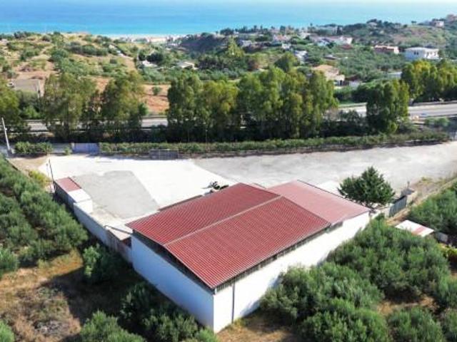 Capannone in vendita a Alcamo, Sicilia