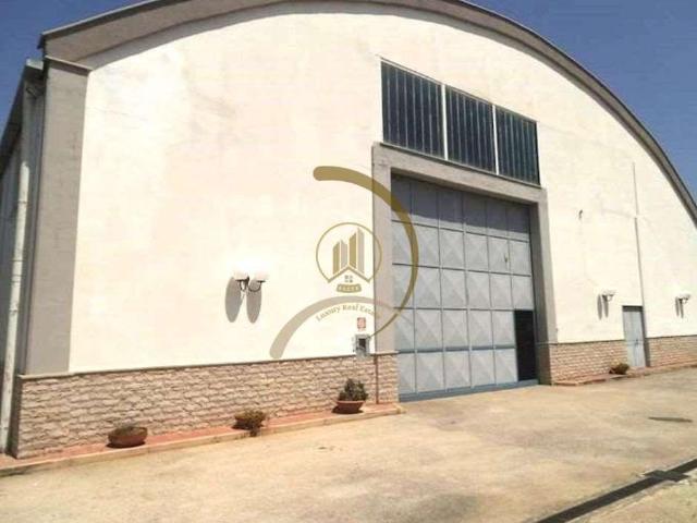 Capannone in vendita a Puglia, Barletta-andria-trani