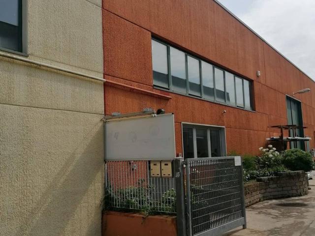 Capannone in vendita a Arcole, Veneto