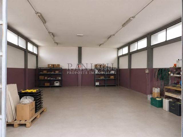 Capannone in vendita a Asciano, Toscana