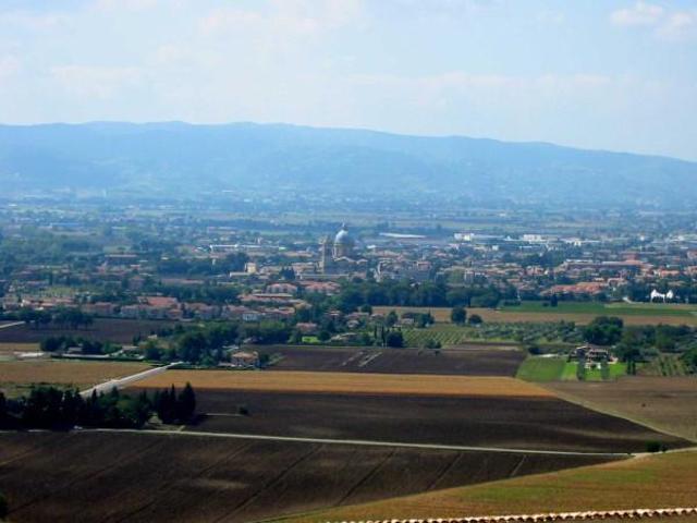 Capannone in vendita a Assisi, Umbria