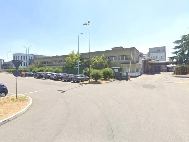 Capannone in vendita a Villaggio Gorizia, Baranzate