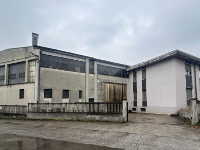 Capannone in vendita a Borgo Melano, Piemonte