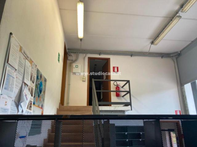 Capannone in vendita a Bergamo, Lombardia