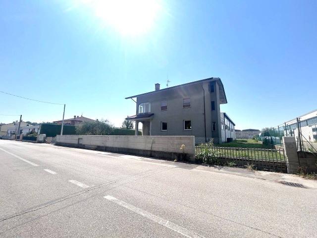 Capannone in vendita a Unione di Comuni della Romagna Forlivese, Bertinoro