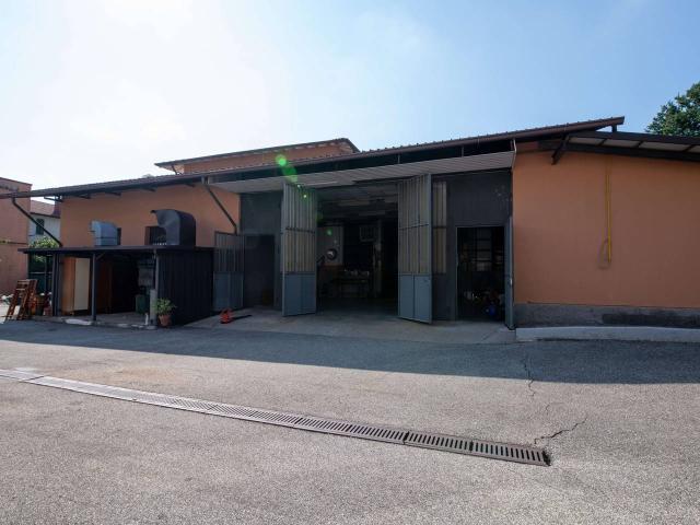 Capannone in vendita a Bogno, Besozzo