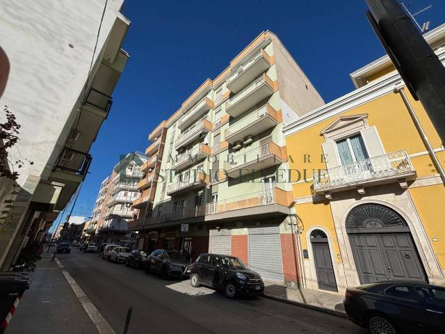 Capannone in vendita a Puglia, Bari