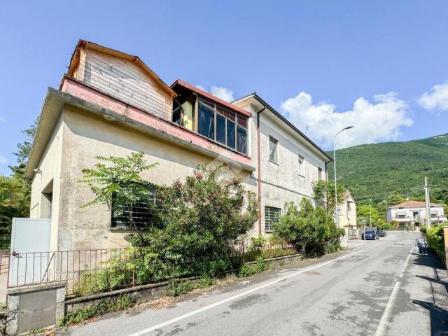 Capannone in vendita a Botticino Sera, Botticino
