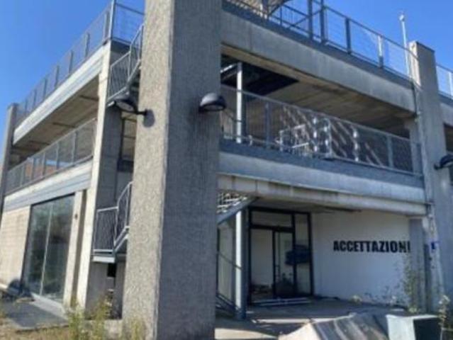 Capannone in vendita a Masciago Milanese, Bovisio Masciago