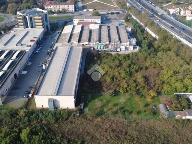 Capannone in vendita a Zona Sud, Brescia