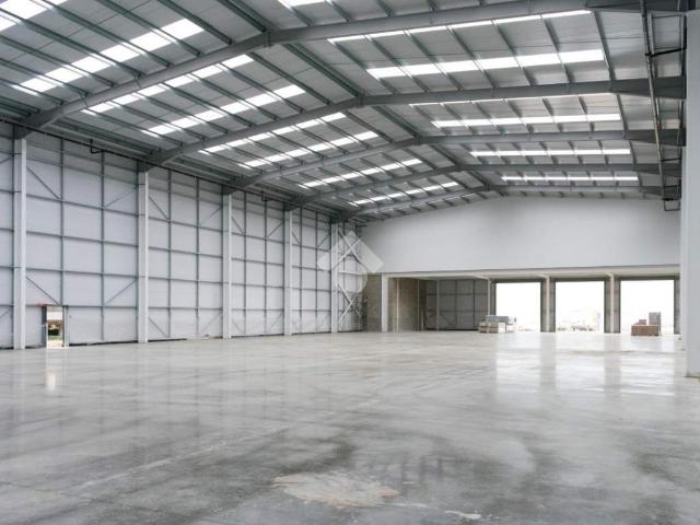 Capannone in vendita a Seriate, Bergamo