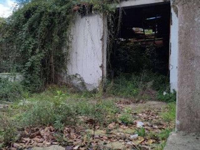 Capannone in vendita a Brusciano, Campania