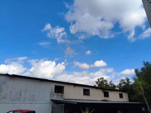 Capannone in vendita a Brusciano, Campania