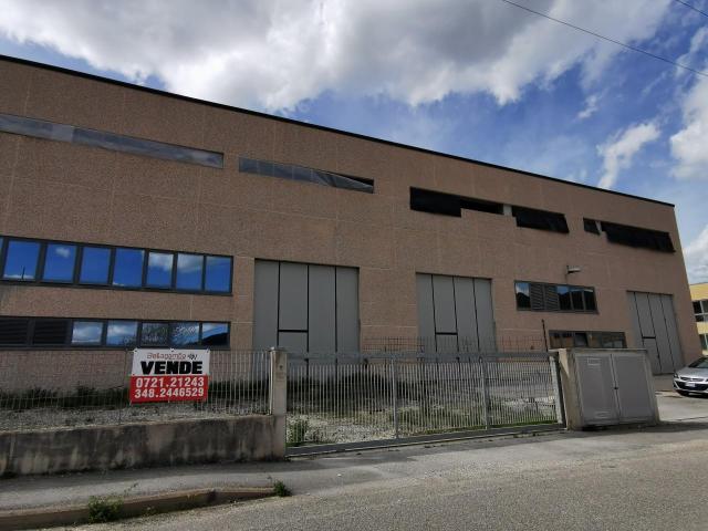 Capannone in vendita a Marche, Pesaro E Urbino