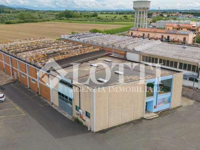 Capannone in vendita a Cascina, Toscana