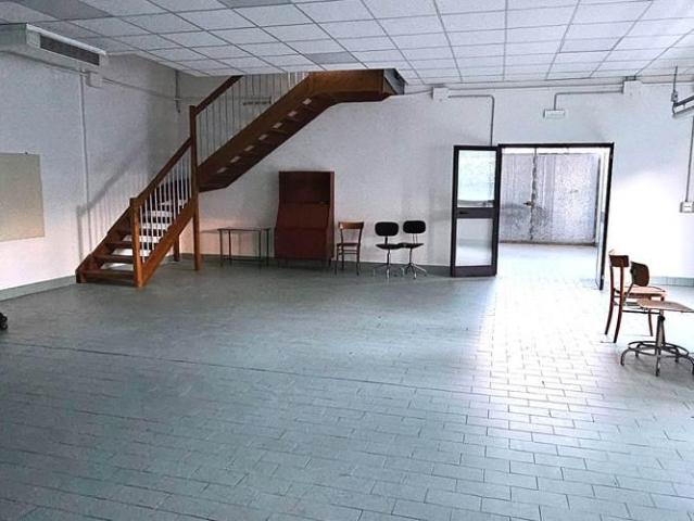 Capannone in vendita a Pianura Reggiana, Re
