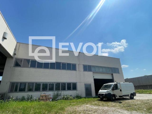 Capannone in vendita a Campoformido, Friuli-Venezia Giulia