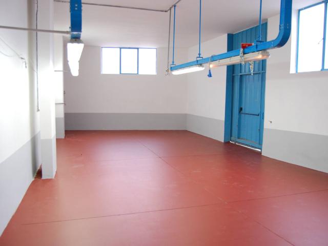 Capannone in vendita a Puglia, Barletta-andria-trani
