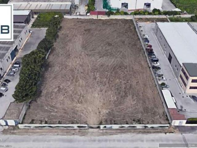 Capannone in vendita a Teverola, Campania