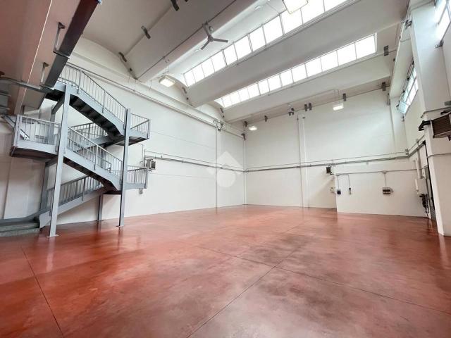 Capannone in vendita a Unione delle Terre d'Argine, Carpi