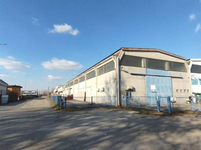 Capannone in vendita a Casalpusterlengo, Lombardia