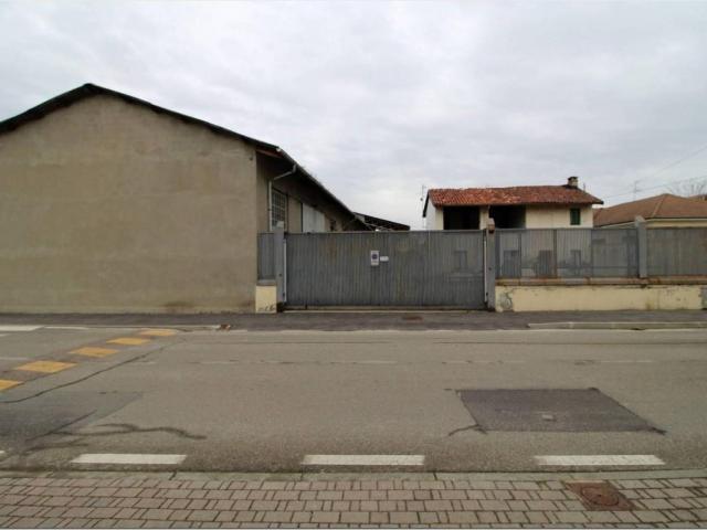 Capannone in vendita a Piemonte, Novara