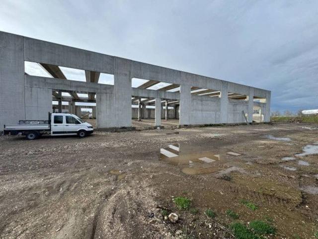 Capannone in vendita a Casamarciano, Campania