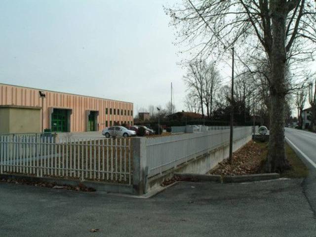 Capannone in vendita a Casier