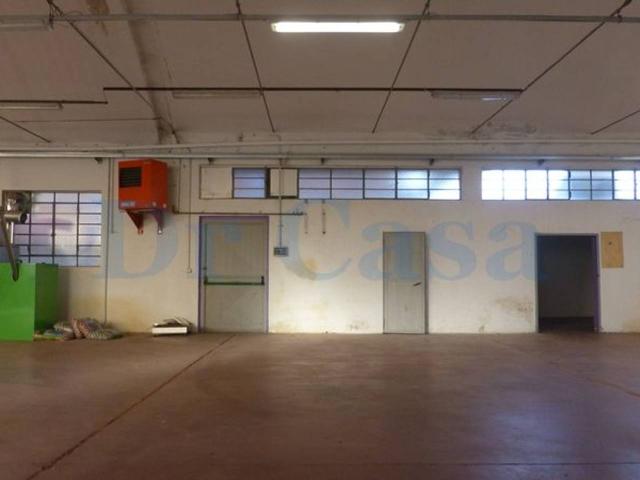 Capannone in vendita a Boschirolo, Cassano Magnago