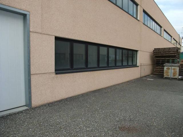Capannone in vendita a Nuovo Circondario Imolese, Castel Guelfo Di Bologna
