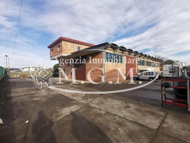 Capannone in vendita a Castelfranco Di Sotto, Toscana