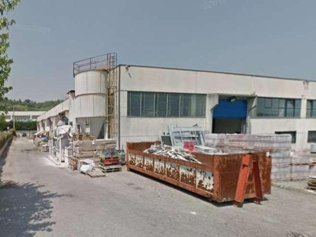 Capannone in vendita a Tresinaro - Secchia, Re
