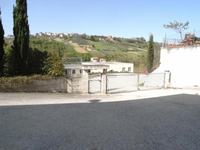 Capannone in vendita a Marche, Ascoli Piceno