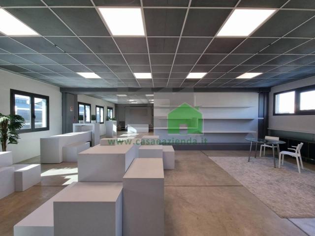 Capannone in vendita a Camporicco, Cassina De' Pecchi