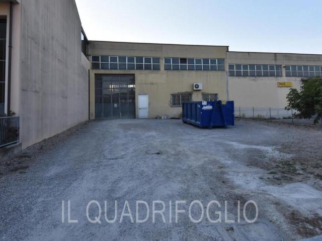 Capannone in vendita a Unione dei comuni Valle del Savio, Cesenà