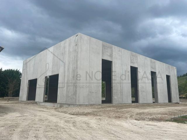 Capannone in vendita a Unione dei comuni Valle del Savio, Cesenà