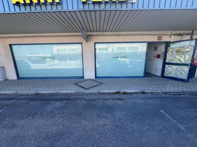 Capannone in vendita a Chieti, Abruzzo